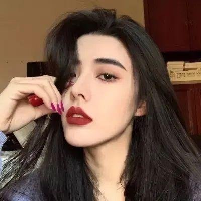 穿普拉达的女王